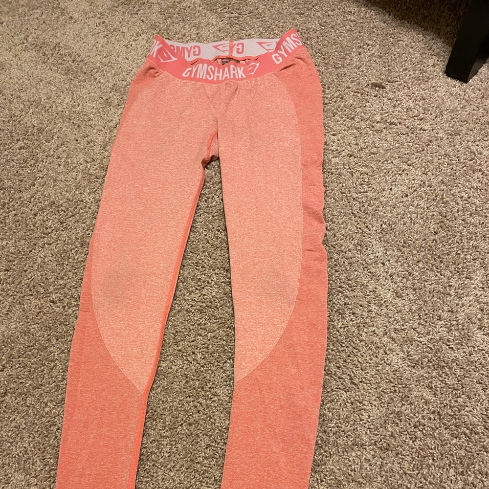 gym shark pink leggings